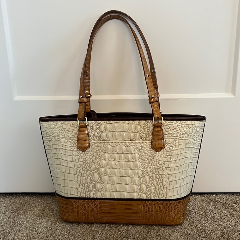 Brahmin Asher Tote white/tan